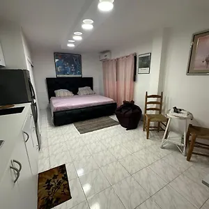 Apartamento Estudio Independiente, Full Equipo En Excelente Zona De, Caracas